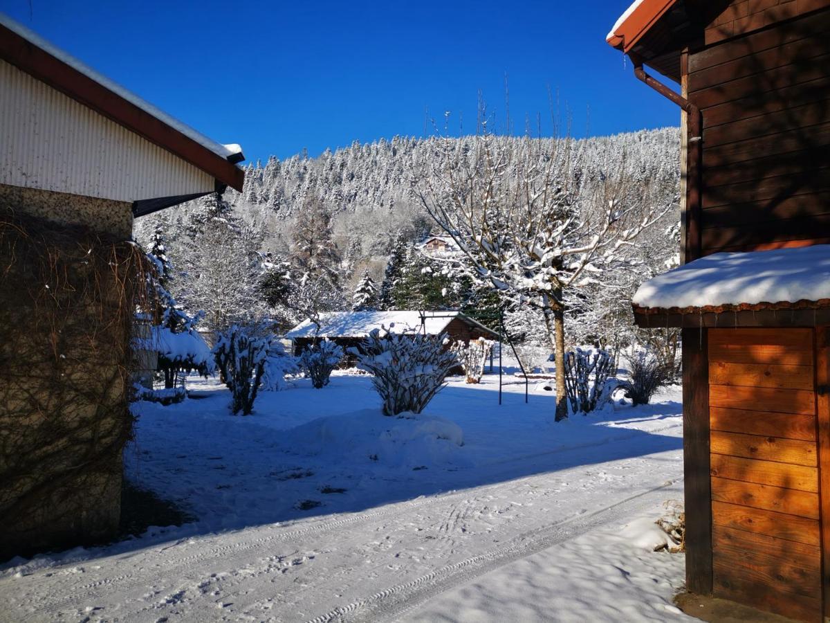 Gites Les Grandes Voies - Cle Vacances Le Ménil Exterior foto
